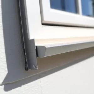 Jak zamontować parapet zewnętrzny blaszany